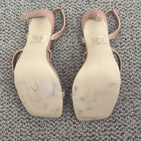 Steve Madden square toe heels - Picture 5 of 8